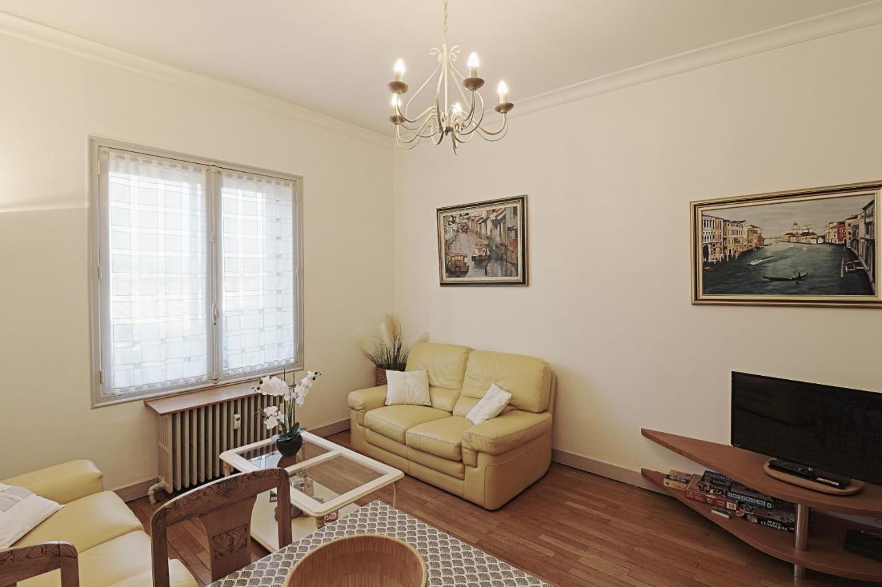 Le Family Lodge 2 Chambres 4 Personnes Classe 3 Etoiles อานซี ภายนอก รูปภาพ